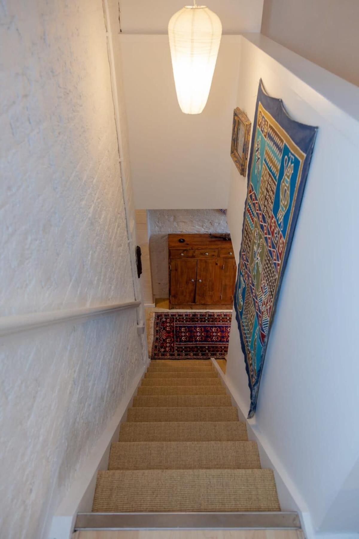 Charming 1 Bedroom Apartment In Old School House London Exterior photo